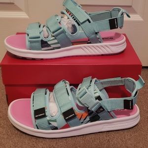 New Balance SDL750PB Sandals Size 12